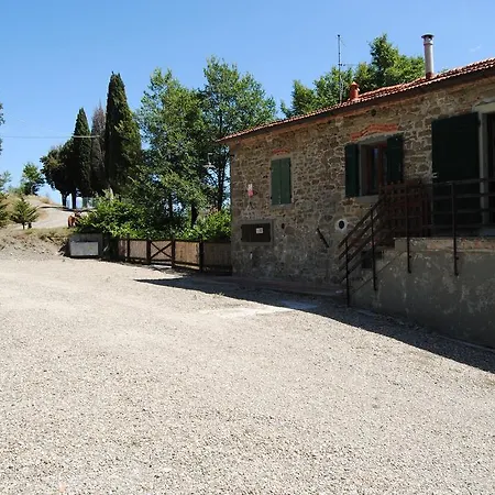 مزرعة للإقامة Podere Omomorto