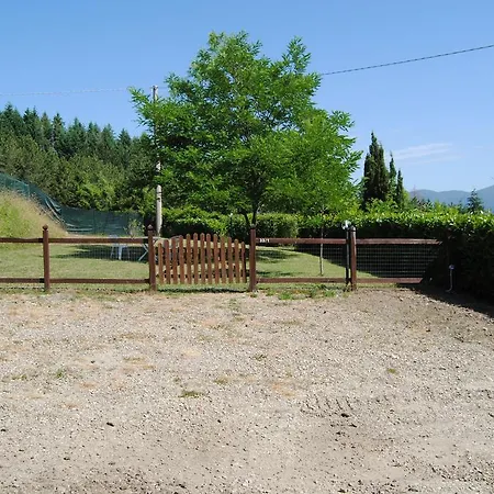 Podere Omomorto Farm stay Pratovecchio