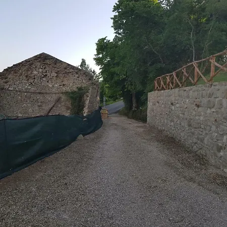 Farm stay Podere Omomorto *