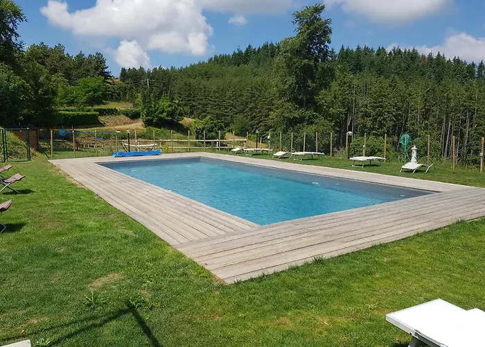 Gospodarstwo agroturystyczne Podere Omomorto Pratovecchio