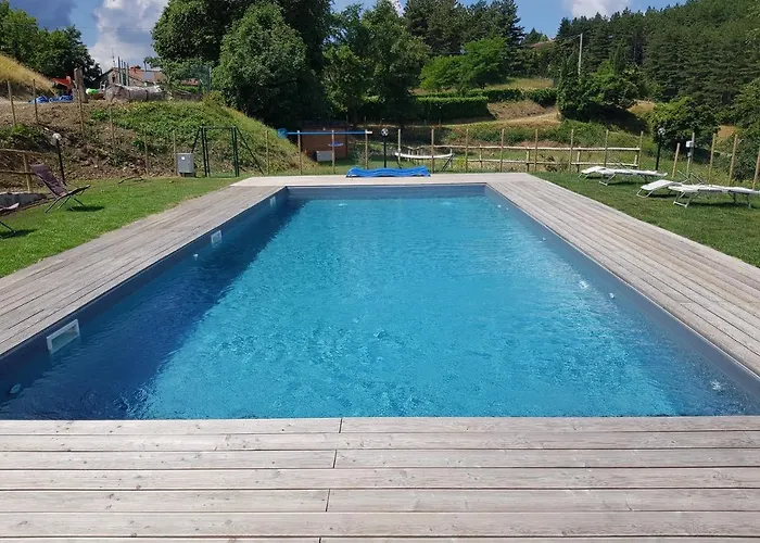 Podere Omomorto Gospodarstwo agroturystyczne Pratovecchio