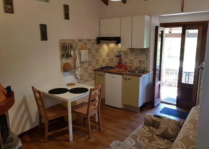 Gospodarstwo agroturystyczne Podere Omomorto Pratovecchio